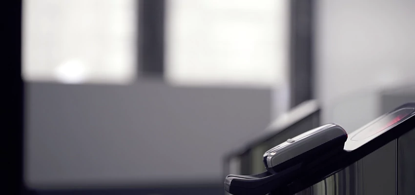 Commercial Automatic Door Locks Repair in Cutler, CA