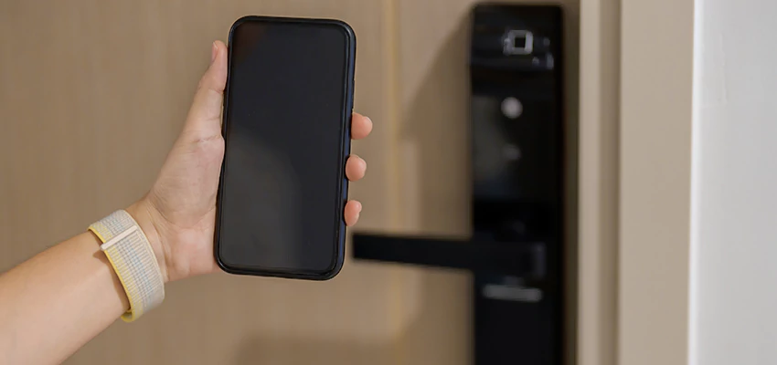 Keypad Wifi Locks Repair And Installation in Cutler, CA